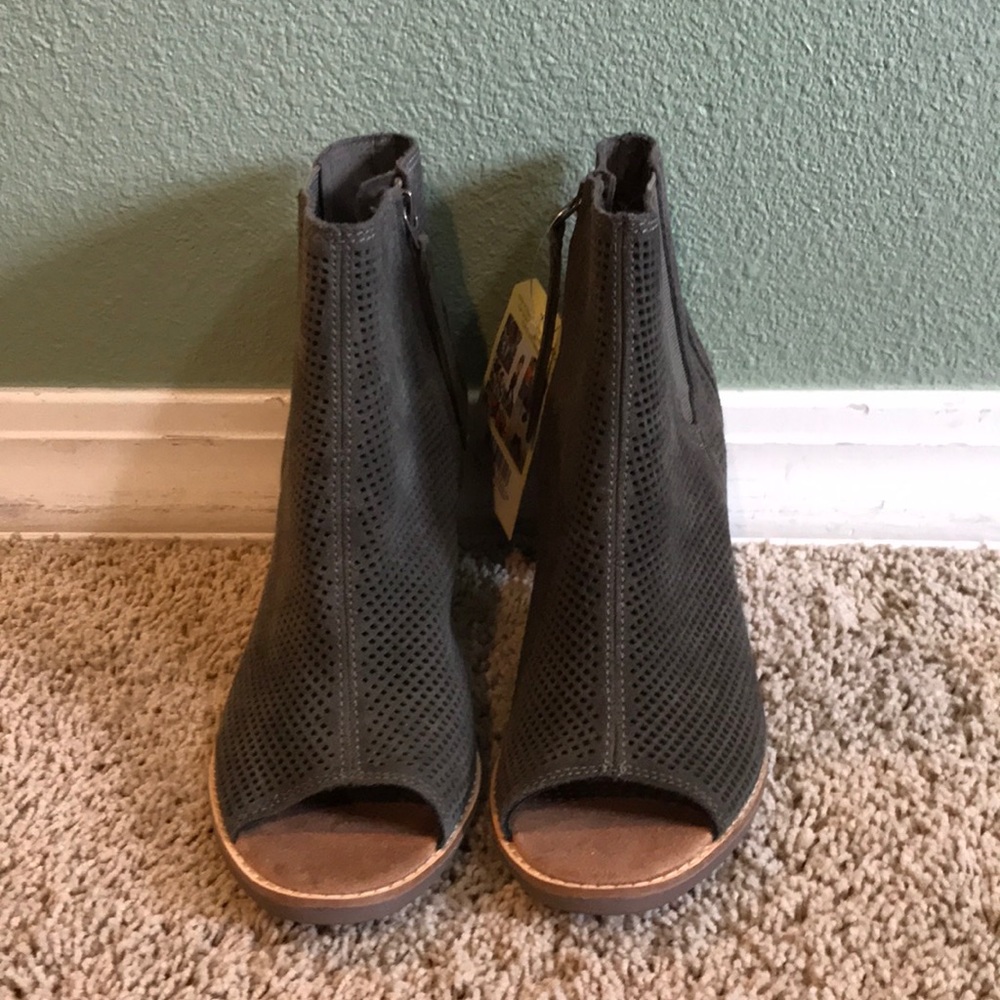 TOMS Olive Suede Majorca Peep Toe Booties
